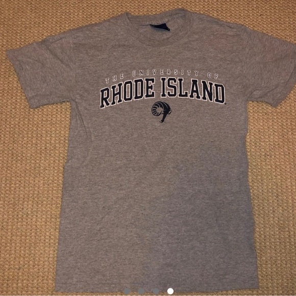 university of Rhode Island tshirt - Picture 3 of 3